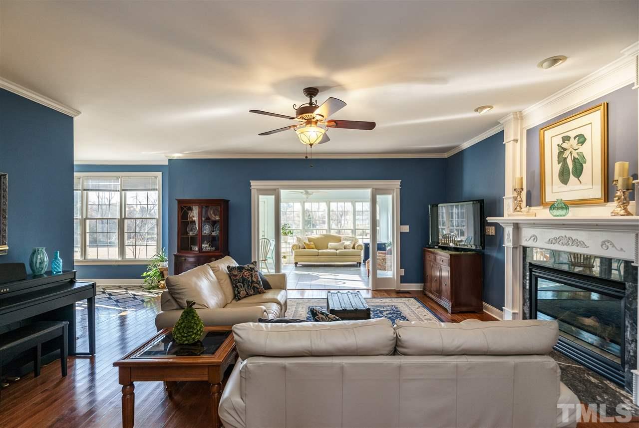 904 Windrow Lane Raleigh, NC 27603 - Photo 4 of 25