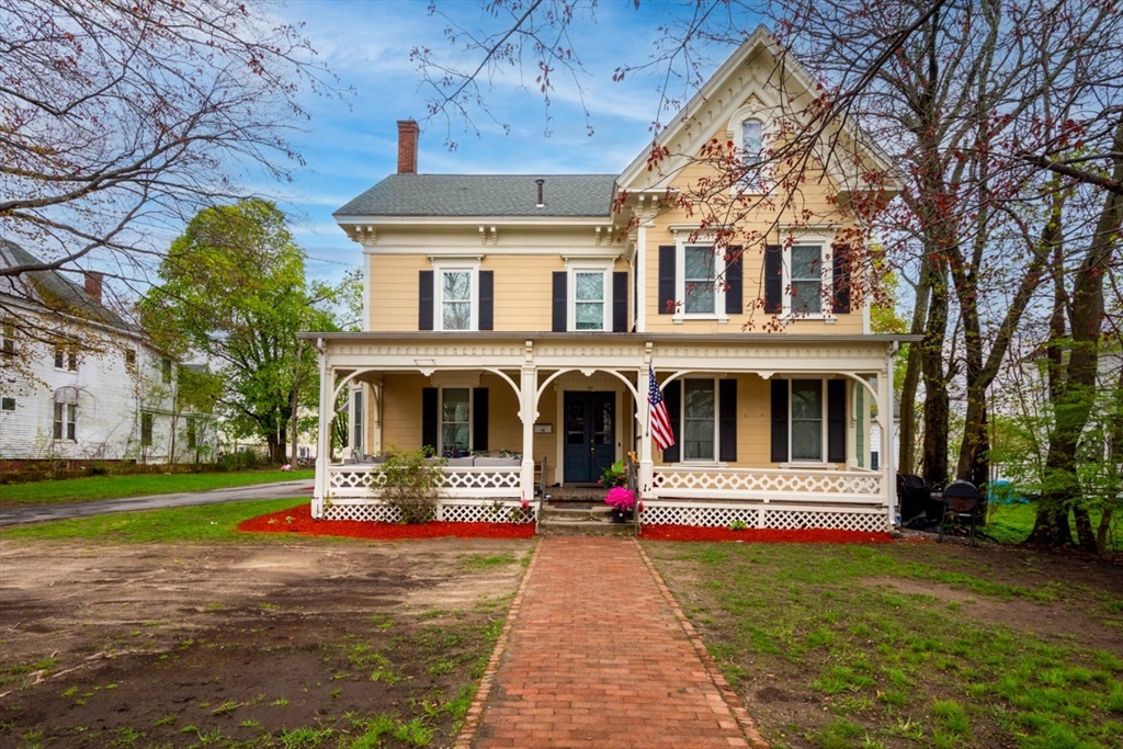 106 Walnut Street Clinton, MA 01510 - Photo 1 of 40 Gallery Image 1
