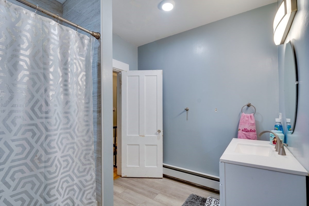106 Walnut Street Clinton, MA 01510 - Photo 15 of 40 Gallery Image 15