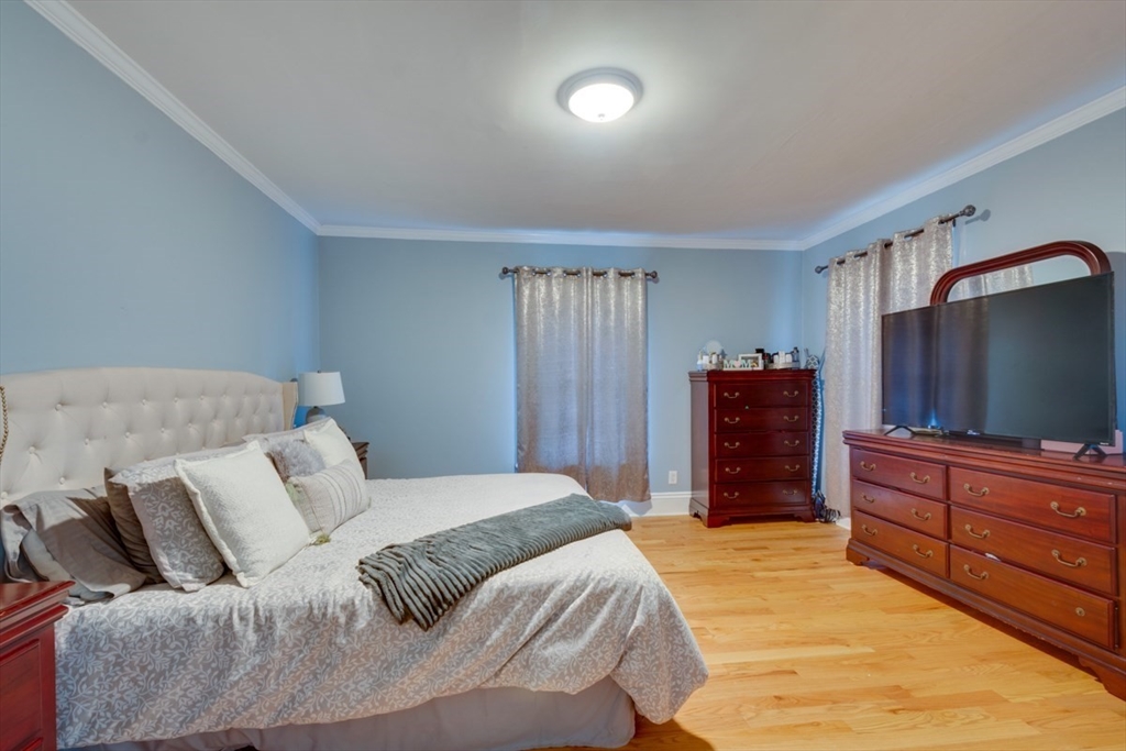 106 Walnut Street Clinton, MA 01510 - Photo 18 of 40 Gallery Image 18