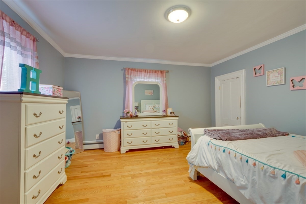 106 Walnut Street Clinton, MA 01510 - Photo 20 of 40 Gallery Image 20
