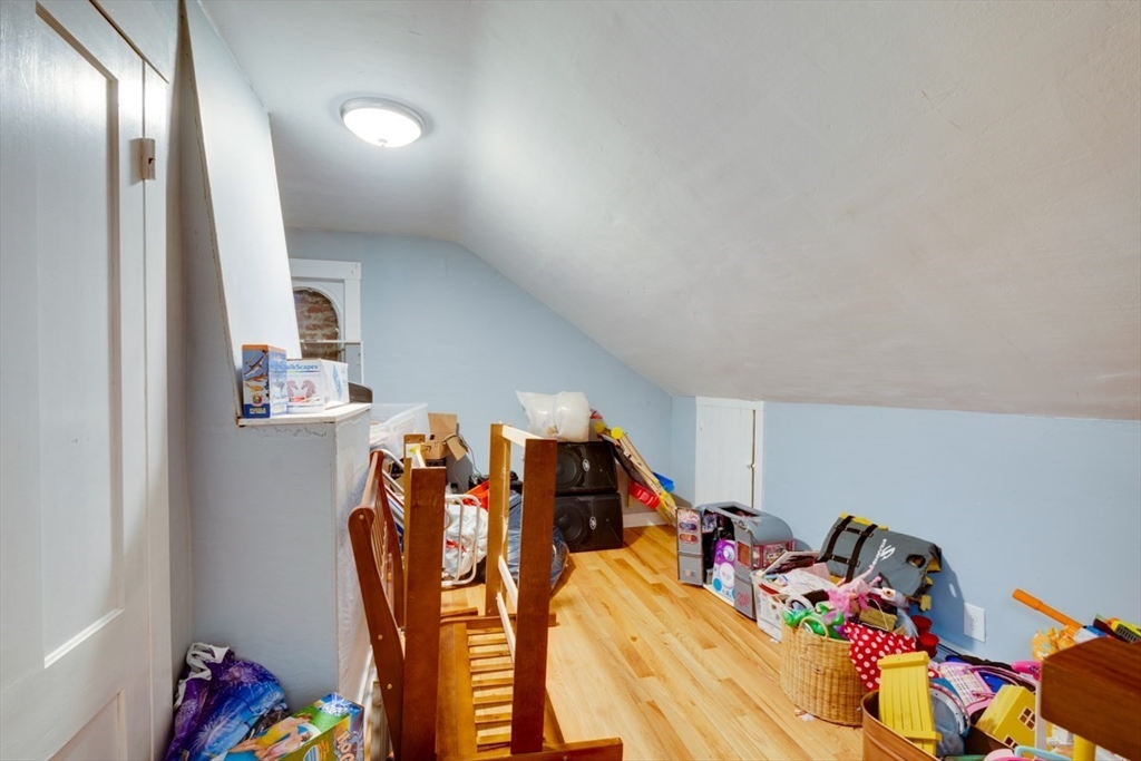 106 Walnut Street Clinton, MA 01510 - Photo 27 of 40 Gallery Image 27