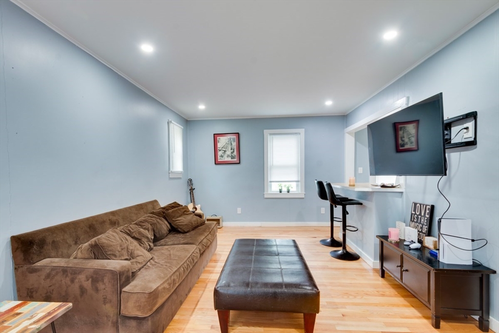 106 Walnut Street Clinton, MA 01510 - Photo 28 of 40 Gallery Image 28