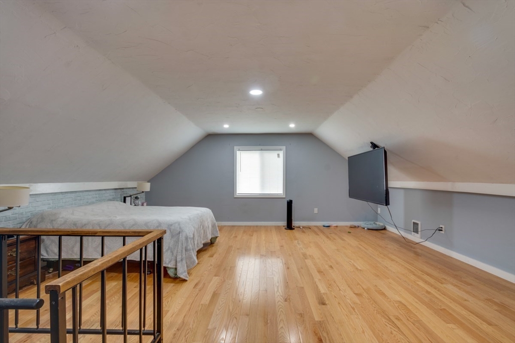 106 Walnut Street Clinton, MA 01510 - Photo 35 of 40 Gallery Image 35