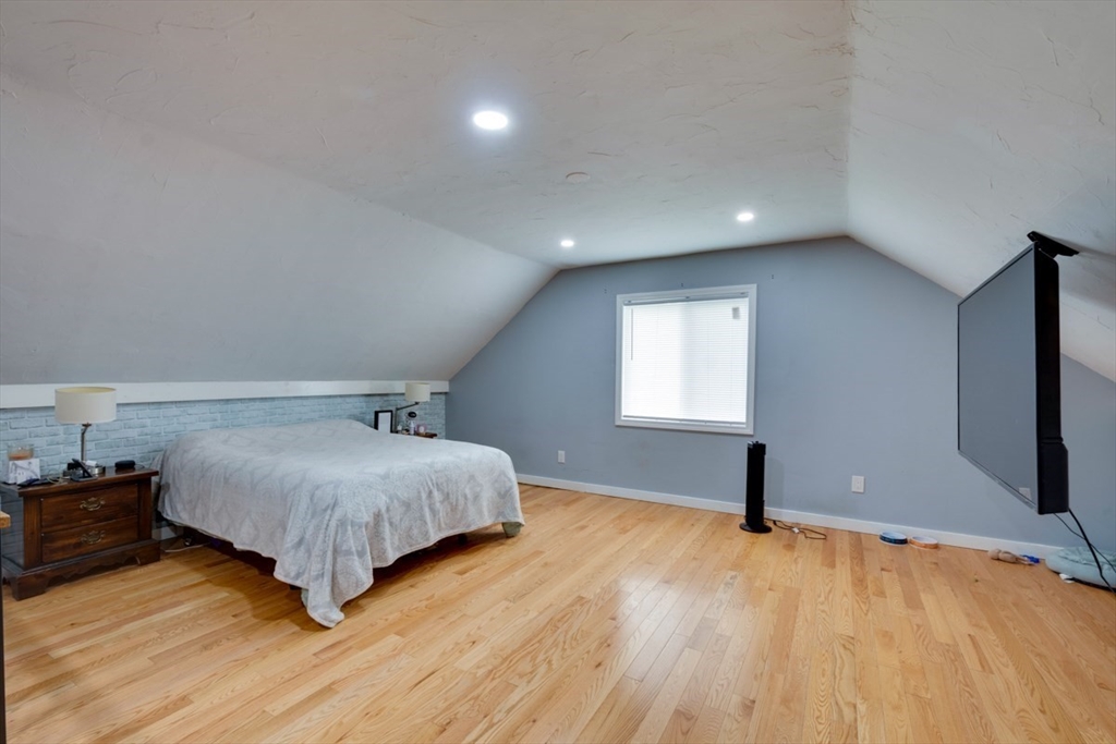 106 Walnut Street Clinton, MA 01510 - Photo 36 of 40 Gallery Image 36