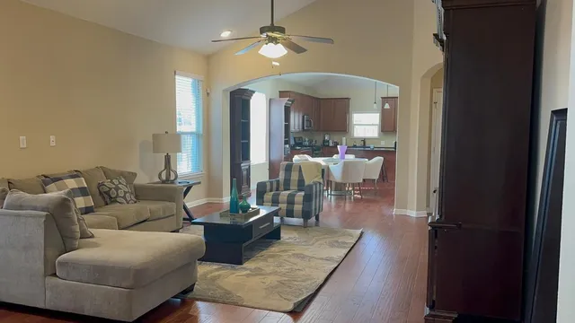 $2,650 | 16213 Cantania Cove, Pflugerville, TX 78660