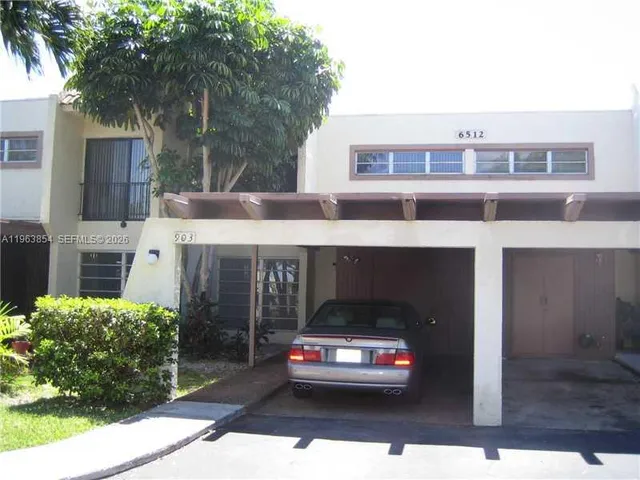 $3,100 | 6512 Kendale Lakes Drive, Unit 903, Miami, FL 33183