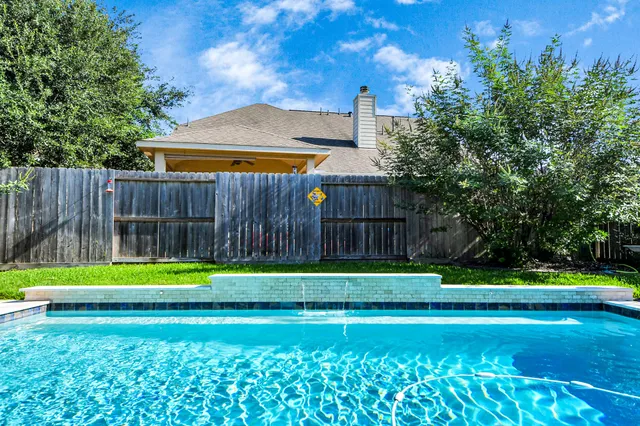 a view of a park with a small yard