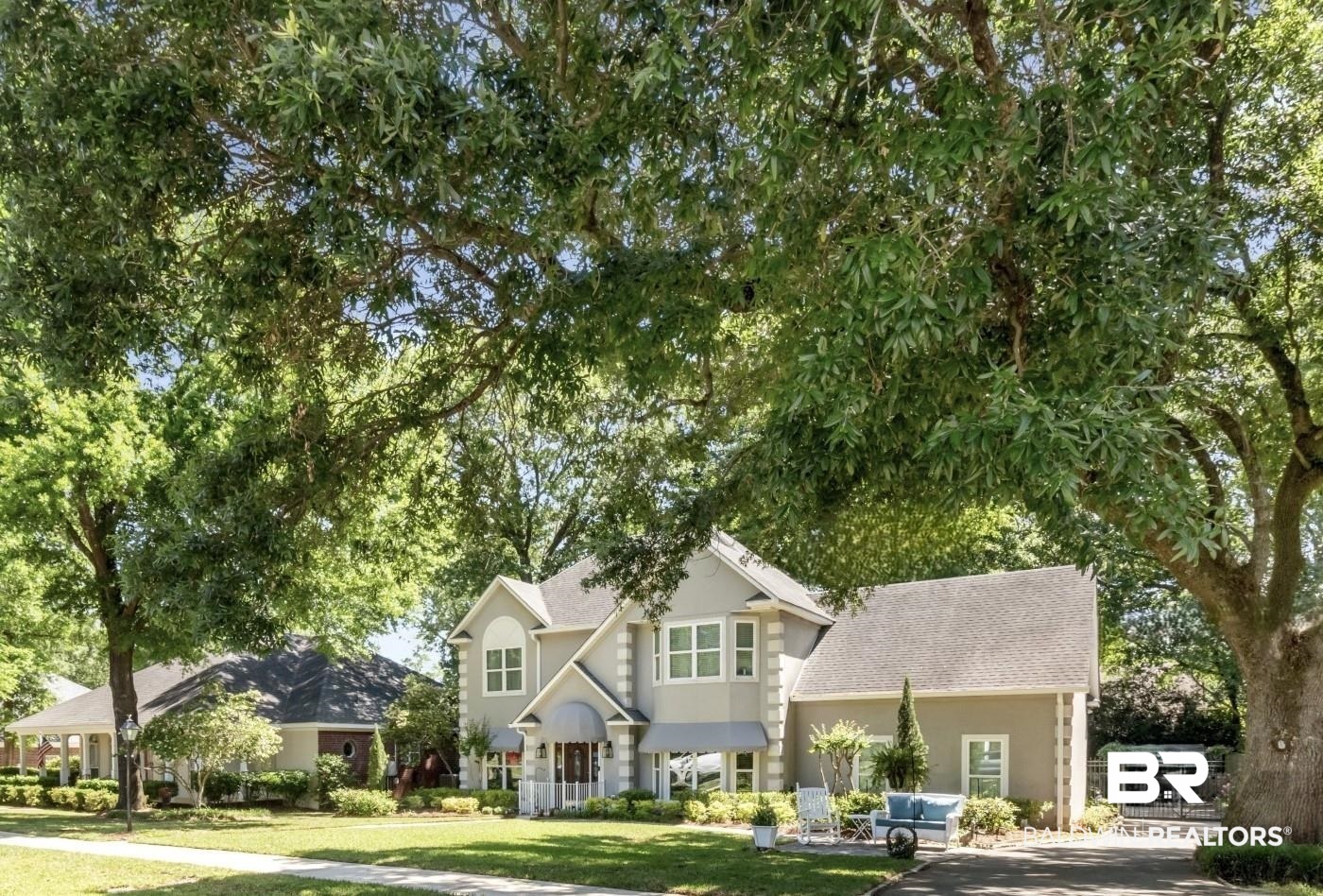 1071 Southern Way Court Mobile, AL 36609 - Photo 1 of 44 View of front facade with a front lawn