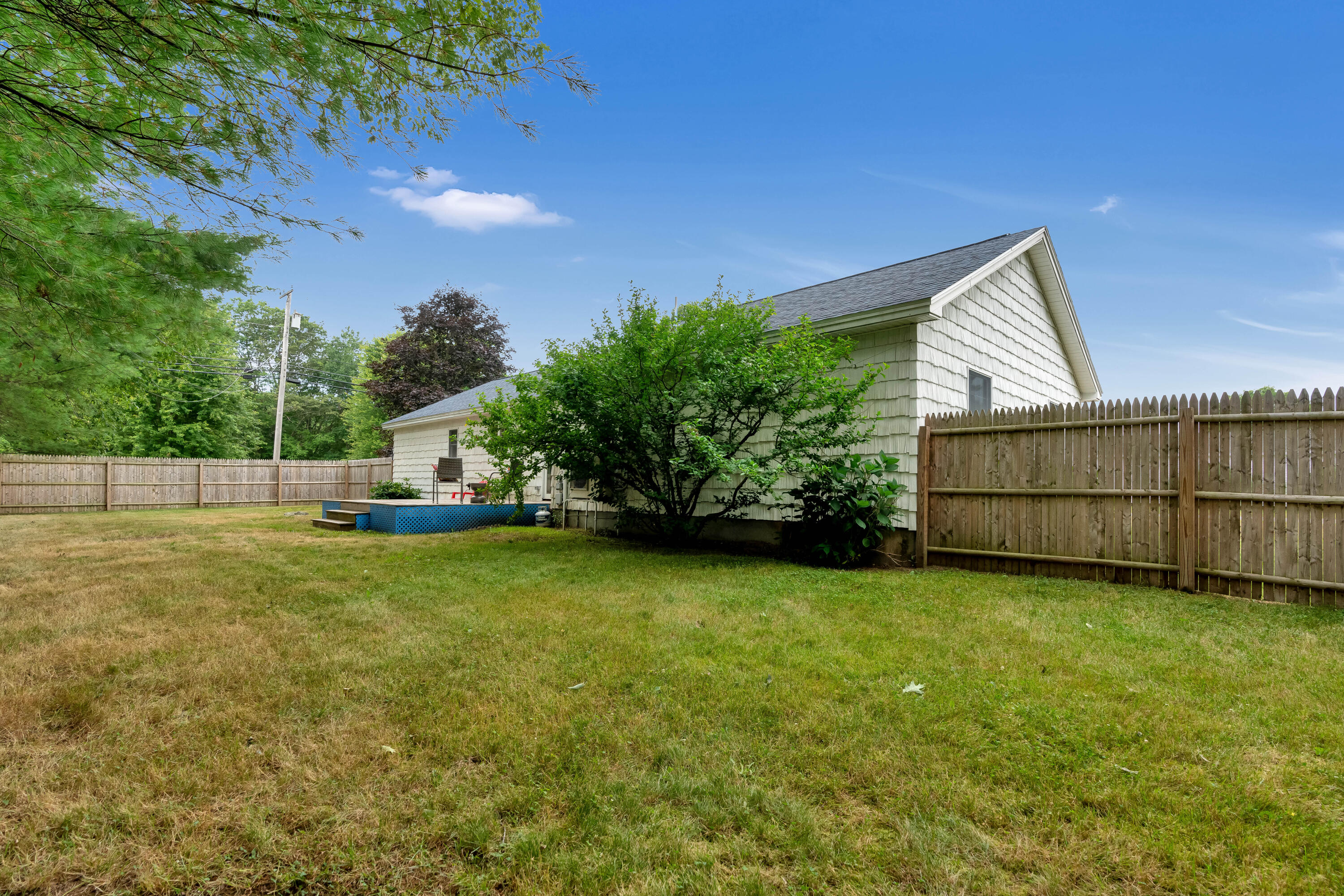 217 Buxton Road Saco, ME 04072 - Photo 4 of 28 217 Buxton Rd.