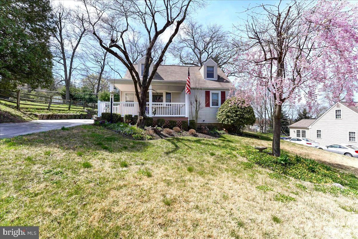 4 Longview Road Malvern, PA 19355 - Photo 3 of 25 Gallery Image 3