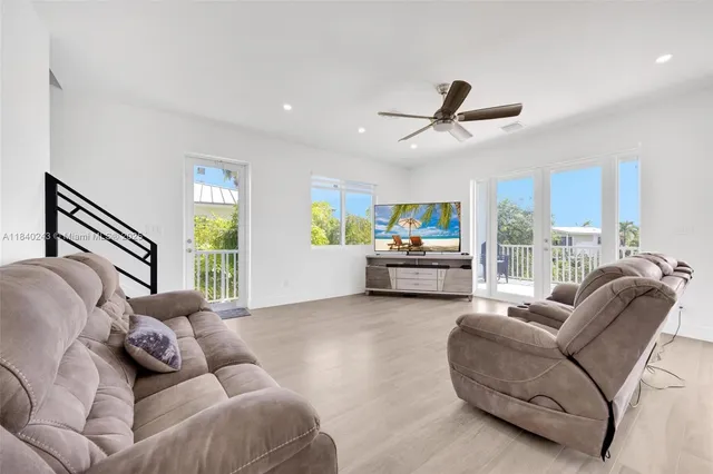 $1,569,999 | 142 Peg Leg Lane, Lower Keys, FL 33042