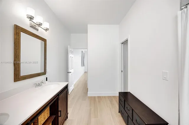 $1,569,999 | 142 Peg Leg Lane, Lower Keys, FL 33042