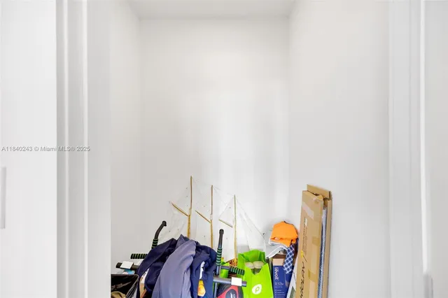 $1,569,999 | 142 Peg Leg Lane, Lower Keys, FL 33042