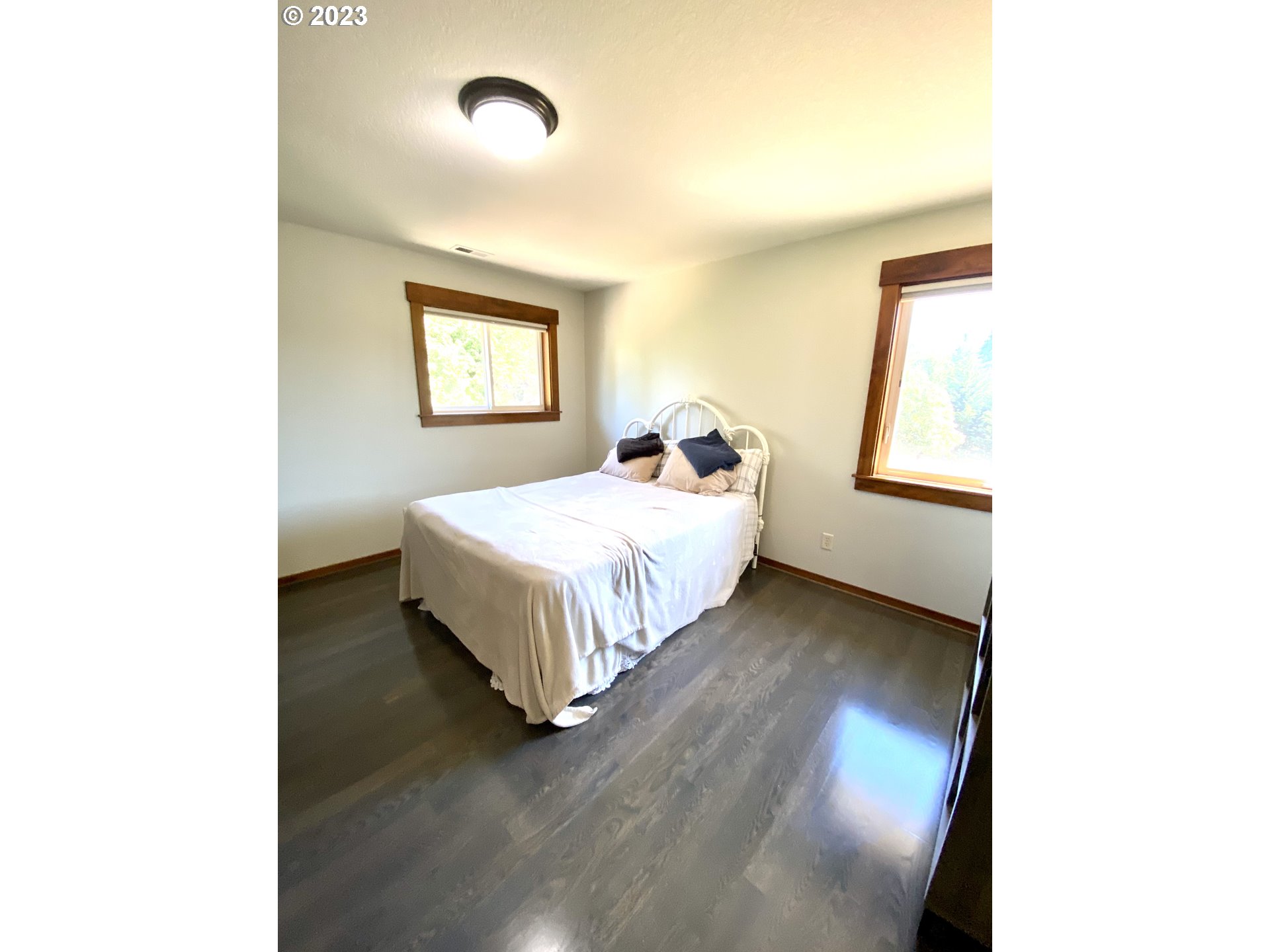 58473 Childs Road St. Helens, OR 97051 - Photo 17 of 39 Bedroom
