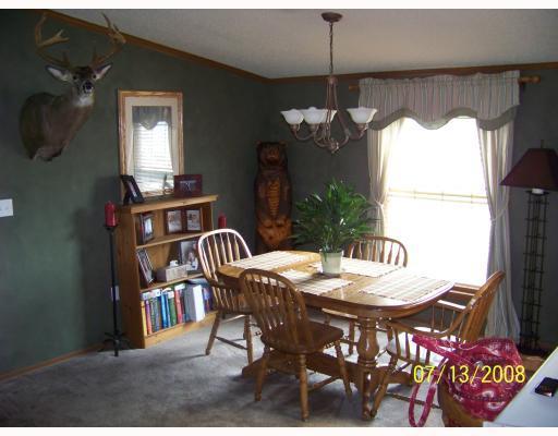 478 Lippencott Road Waynesburg, PA 15370 - Photo 9 of 14 Dining Room.