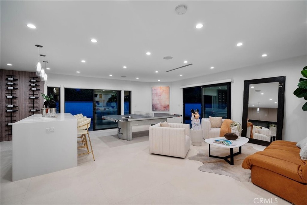 4546 Conchita Way Tarzana, CA 91356 - Photo 16 of 41