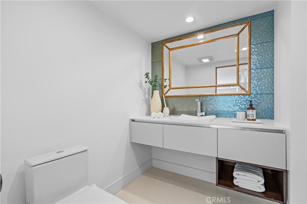 4546 Conchita Way Tarzana, CA 91356 - Photo 20 of 41