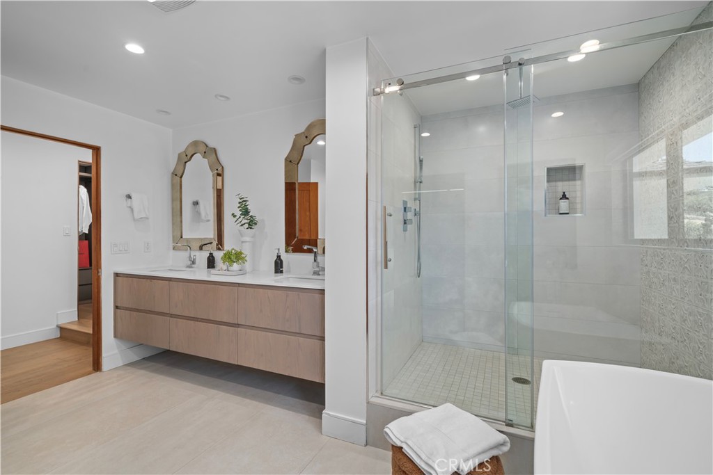 4546 Conchita Way Tarzana, CA 91356 - Photo 24 of 41