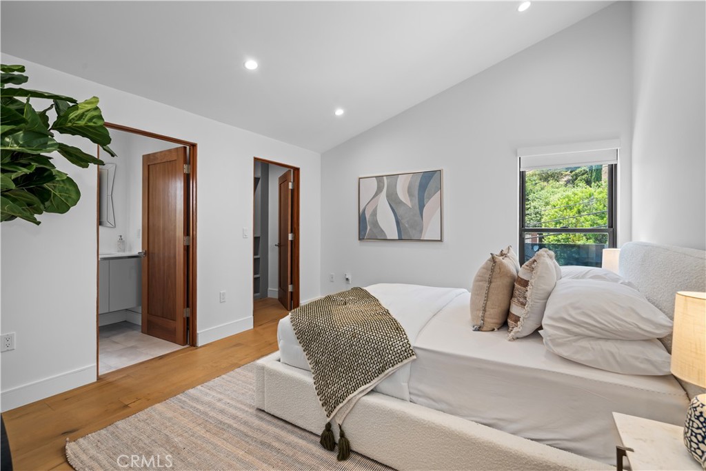 4546 Conchita Way Tarzana, CA 91356 - Photo 31 of 41