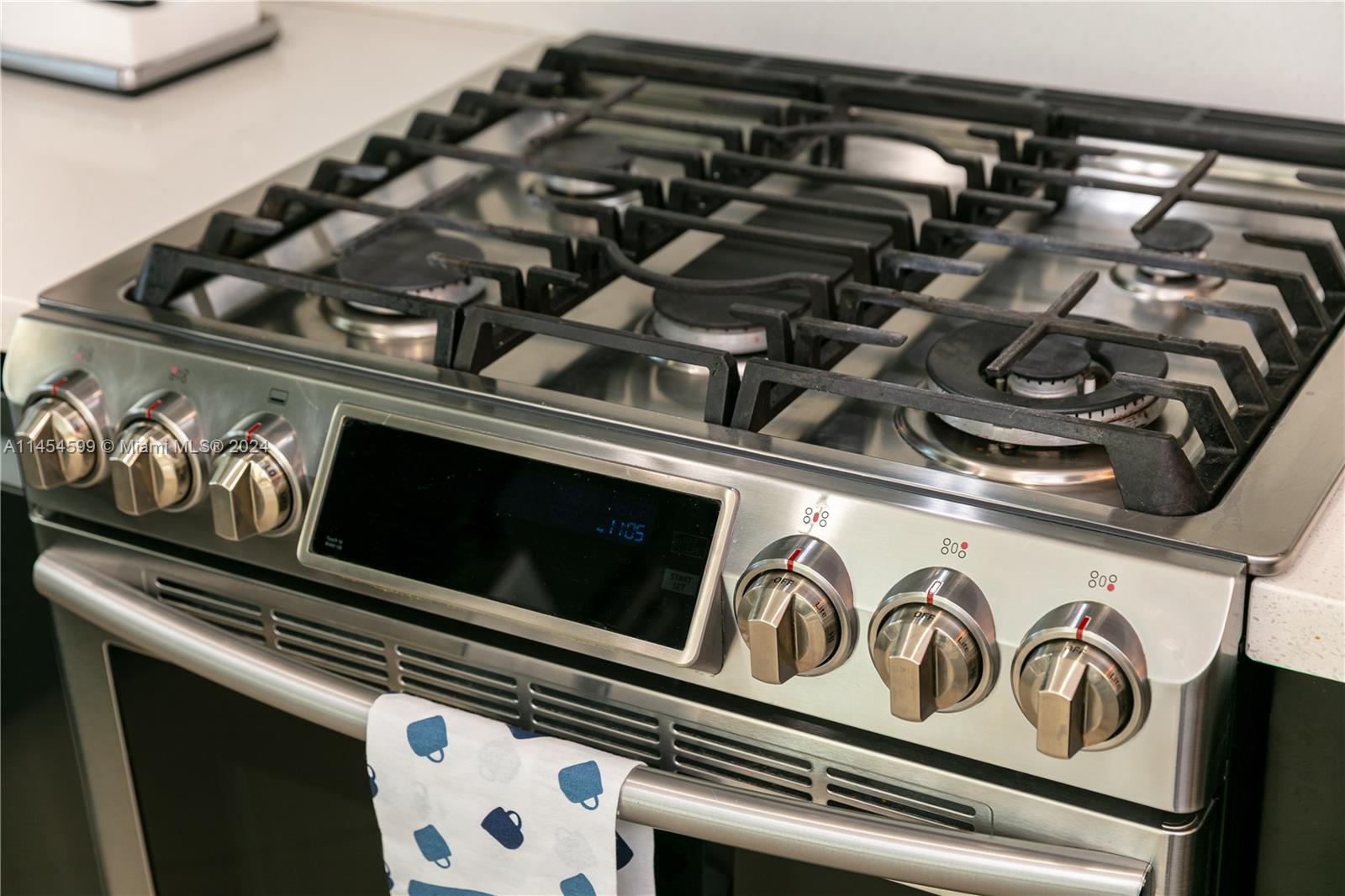 7670 Simms Street, Unit 7670 Hollywood, FL 33024 - Photo 19 of 46