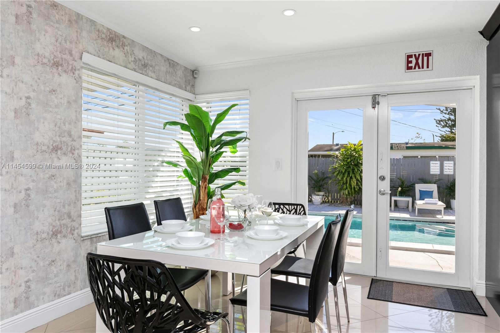 7670 Simms Street, Unit 7670 Hollywood, FL 33024 - Photo 24 of 46