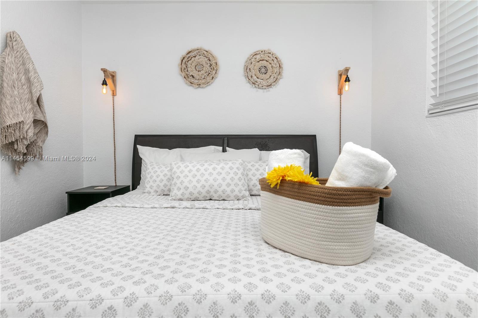 7670 Simms Street, Unit 7670 Hollywood, FL 33024 - Photo 28 of 46