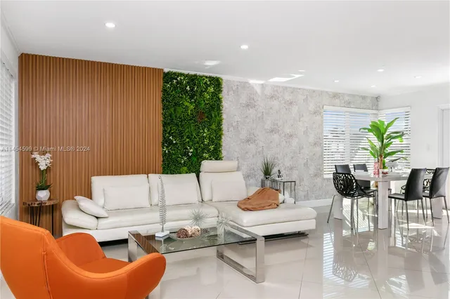 $6,900 | 7670 Simms Street, Unit 7670, Hollywood, FL 33024