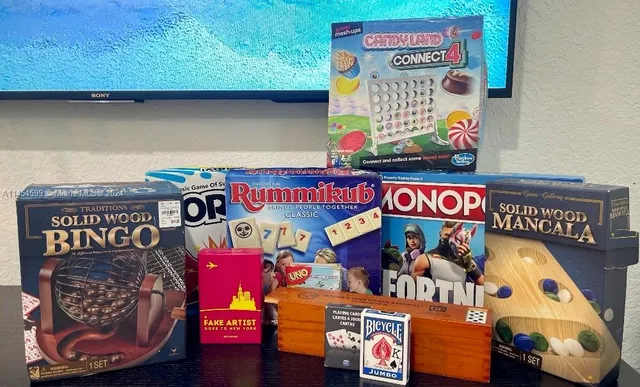 $6,900 | 7670 Simms Street, Unit 7670, Hollywood, FL 33024