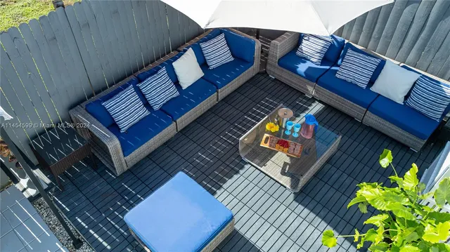 $6,900 | 7670 Simms Street, Unit 7670, Hollywood, FL 33024