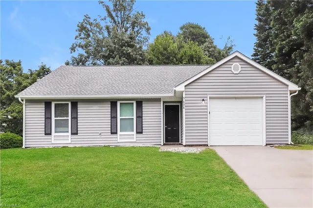$1,785 | 5608 Landerwood Drive, Greensboro, NC 27405