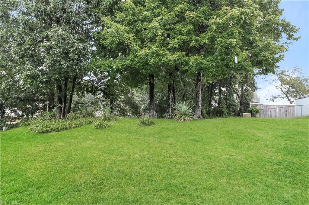 5608 Landerwood Drive Greensboro, NC 27405 - Photo 14 of 16