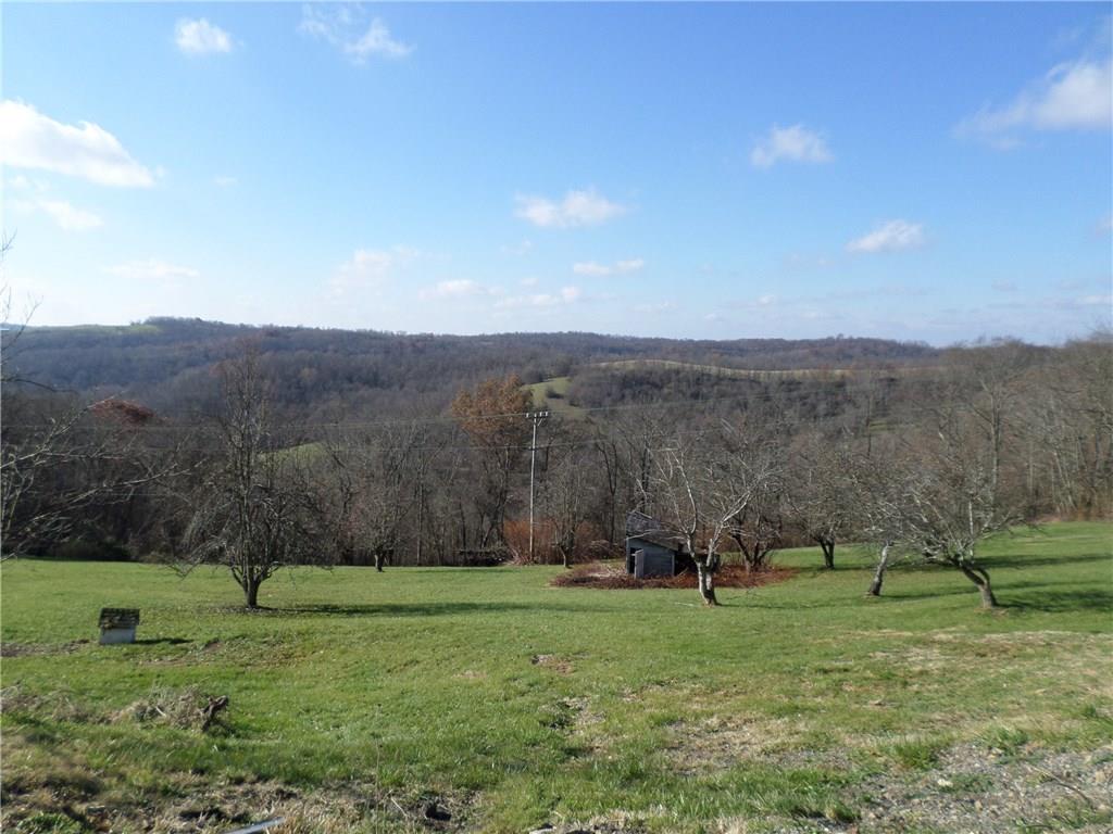 459 Washington Road Waynesburg, PA 15370 - Photo 5 of 25