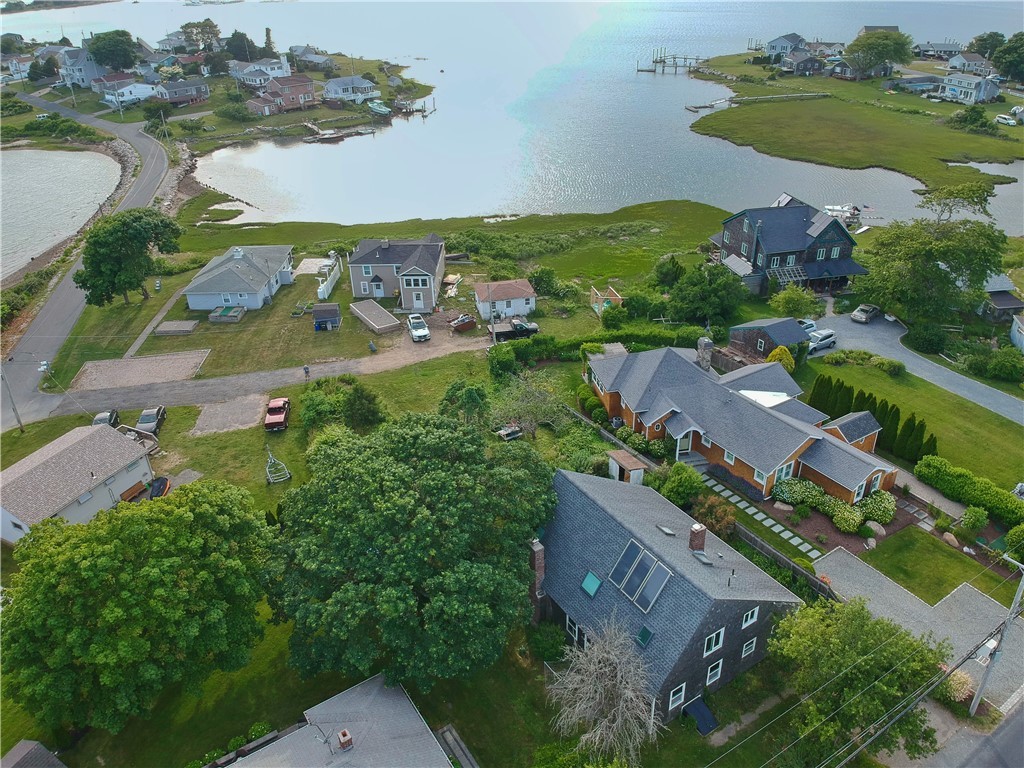 16 Conch Road Narragansett, RI 02882 - Photo 11 of 32