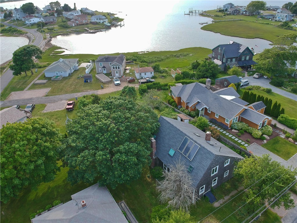 16 Conch Road Narragansett, RI 02882 - Photo 12 of 32