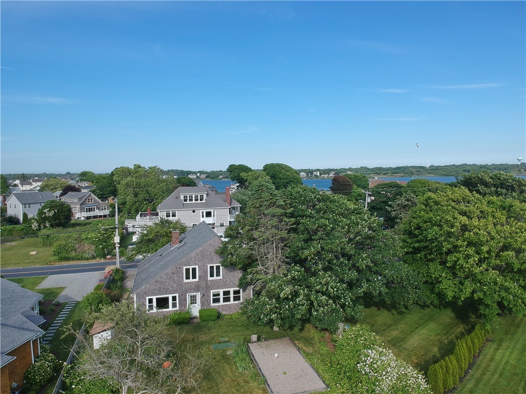 16 Conch Road Narragansett, RI 02882 - Photo 18 of 32