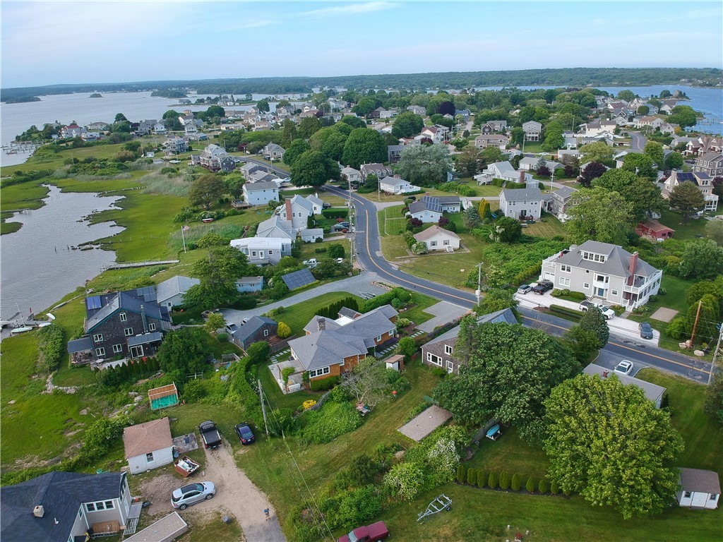 16 Conch Road Narragansett, RI 02882 - Photo 23 of 32