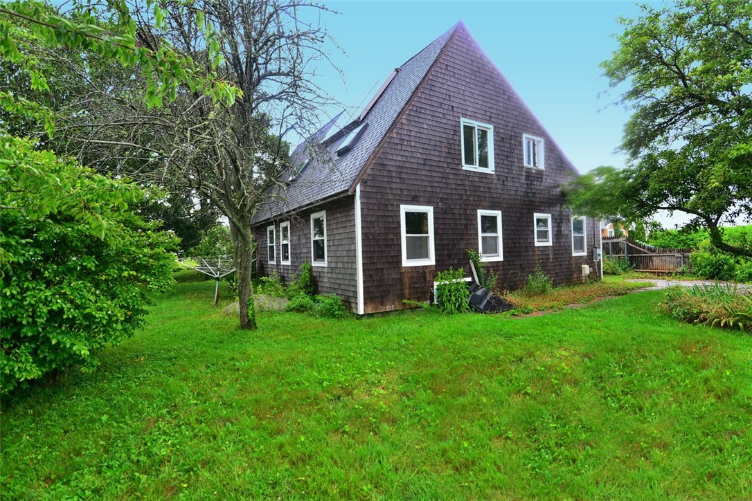 16 Conch Road Narragansett, RI 02882 - Photo 4 of 32