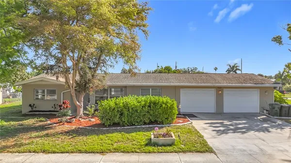 $419,000 | 1521 Banyan Drive, Venice, FL 34293