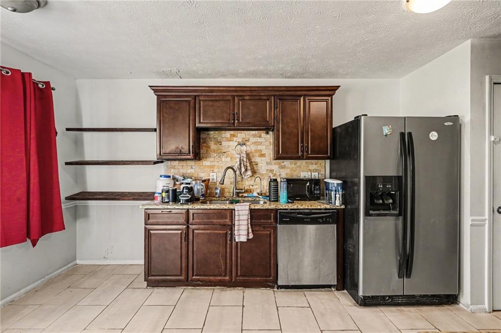 4810 Hillside Court Powder Springs, GA 30127 - Photo 11 of 29