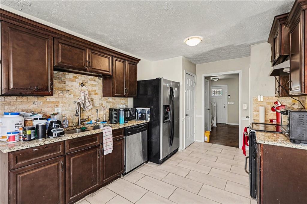 4810 Hillside Court Powder Springs, GA 30127 - Photo 12 of 29