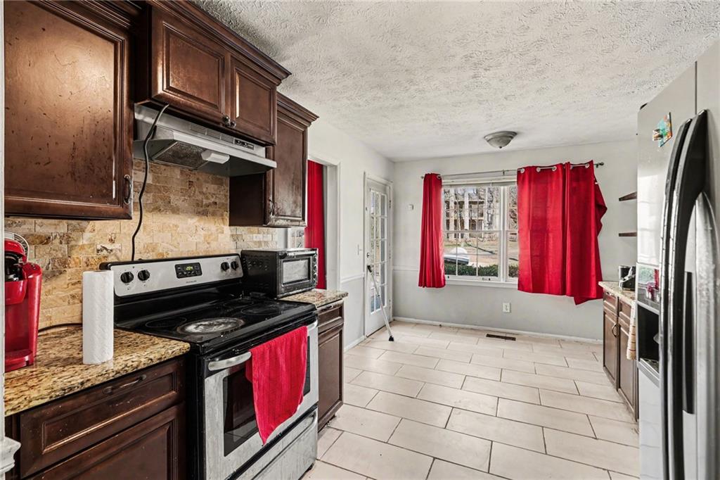 4810 Hillside Court Powder Springs, GA 30127 - Photo 13 of 29