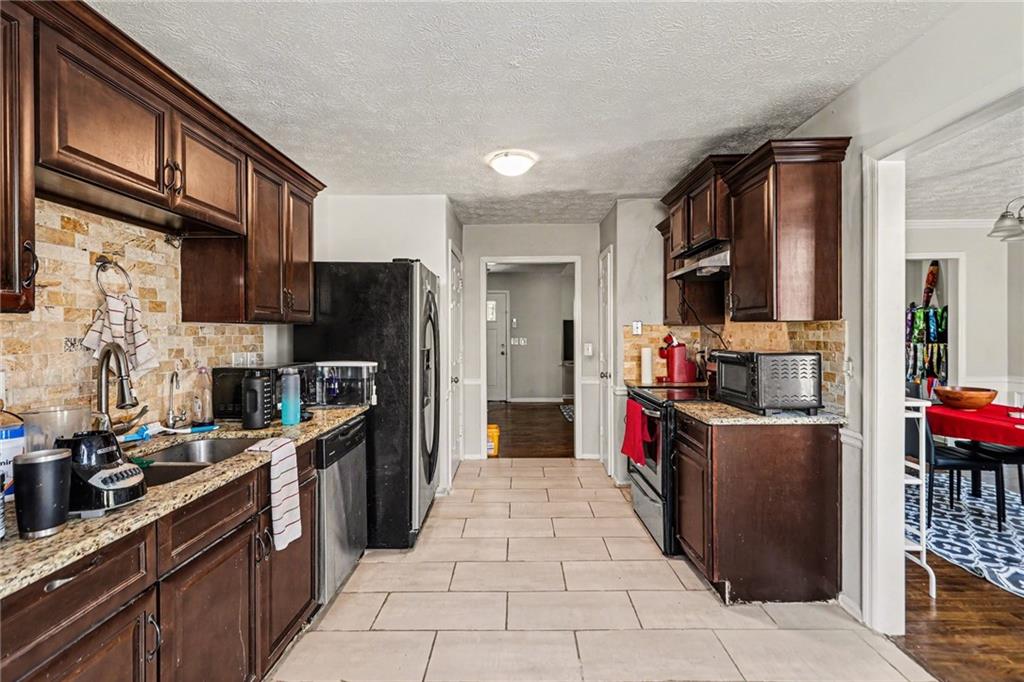 4810 Hillside Court Powder Springs, GA 30127 - Photo 10 of 29