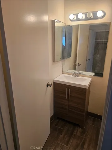 $2,100 | 45419 10th Street West, Unit B, Lancaster, CA 93534