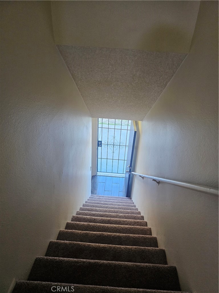 45419 10th Street West, Unit B Lancaster, CA 93534 - Photo 9 of 18 a view of entryway