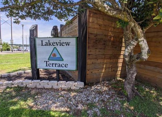 104 Lakeview Terrace, Unit D Conroe, TX 77356 - Photo 28 of 34