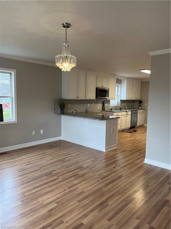 4063 Sawmill Road Winston-Salem, NC 27107 - Photo 6 of 23 Gallery Image 6