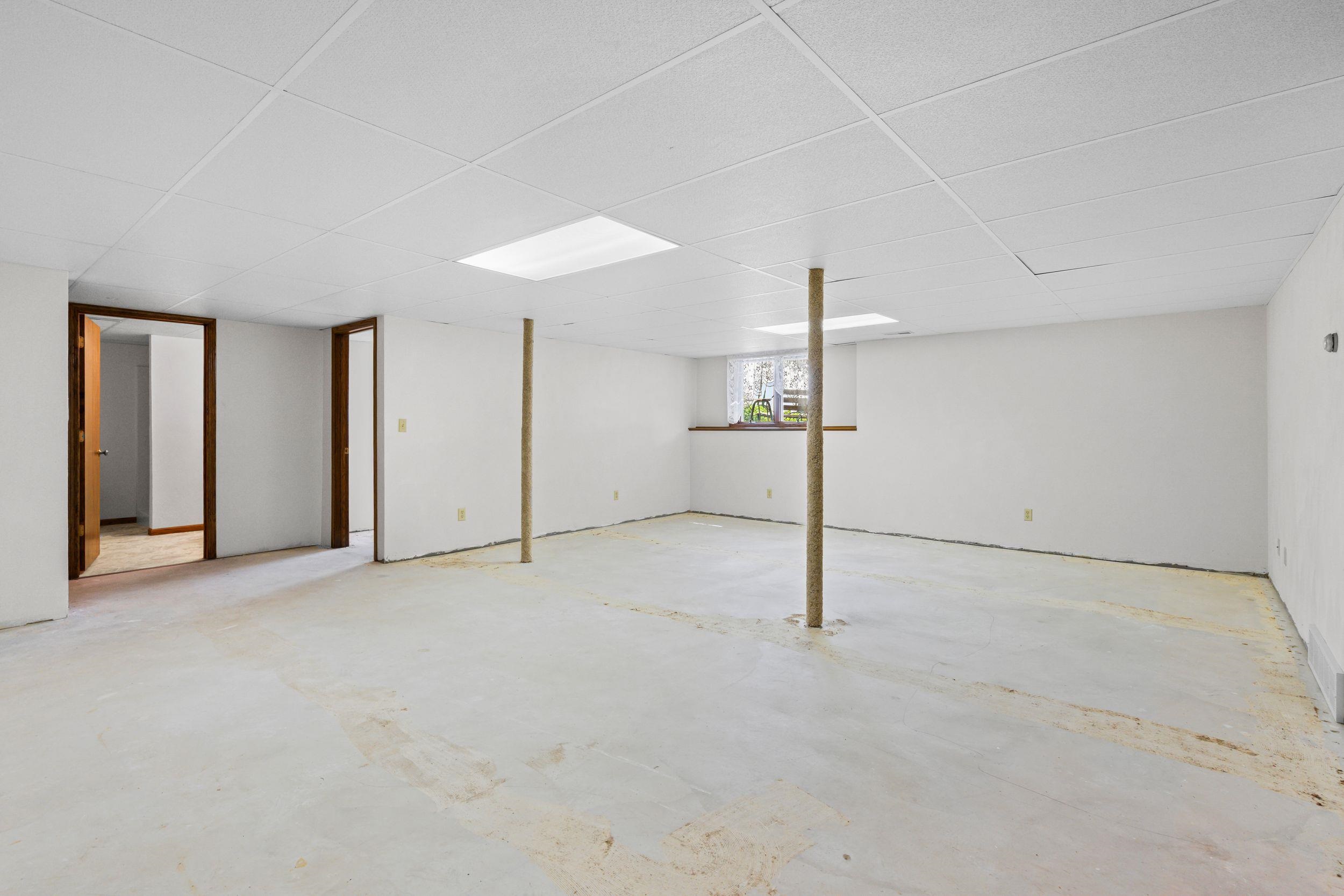 W13282 Carter Road Brandon, WI 53919 - Photo 22 of 41 Gallery Image 22