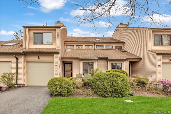 $679,000 | 58 Hudson Watch Drive, Ossining, NY 10562