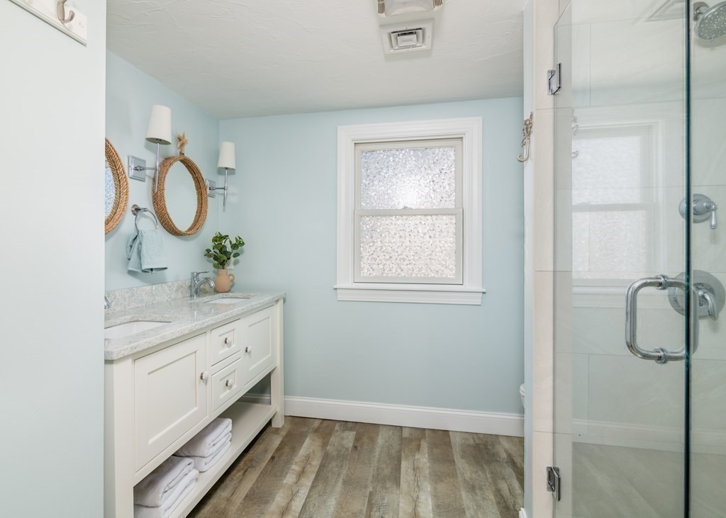 76 E Street Hull, MA 02045 - Photo 27 of 40